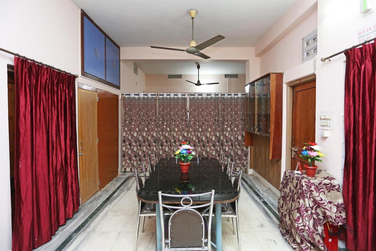Oyo 10800 Ma Homestay Bhubaneswar Exteriör bild
